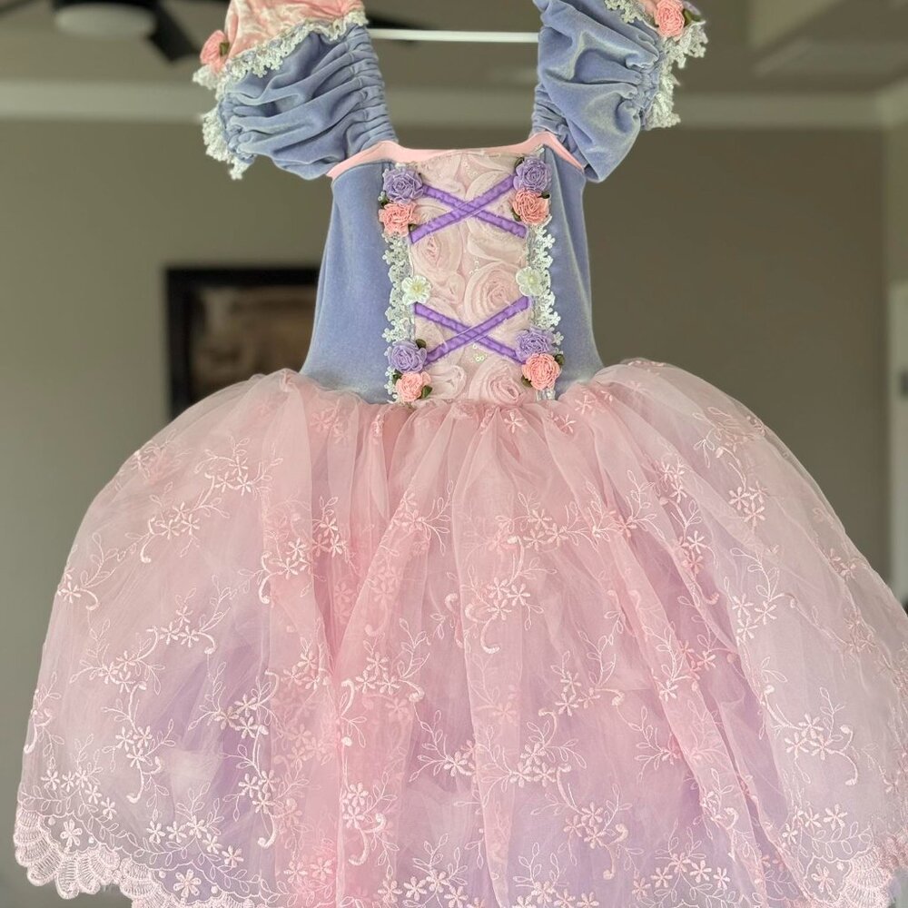 Princess Rapunzel dress